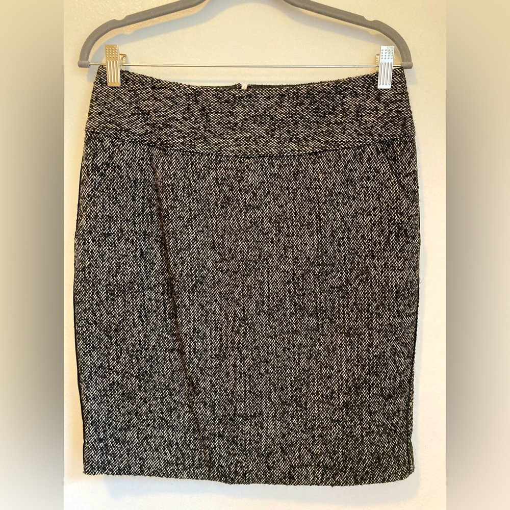 Calvin Klein pencil skirt